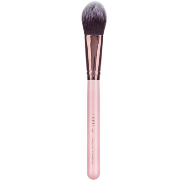 LUXIE | Cosmetic Brushes | Original Price $75 - Picture 8 of 9